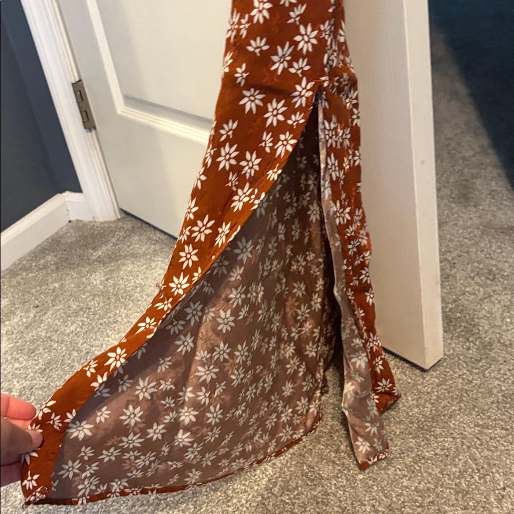 LOFT Rust Floral Patterned Pants - Picture 3 of 4